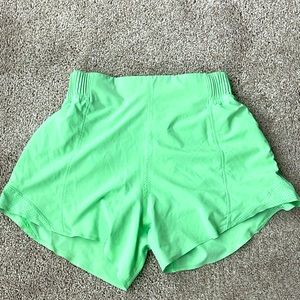 Lululemon Hotty Hot shorts